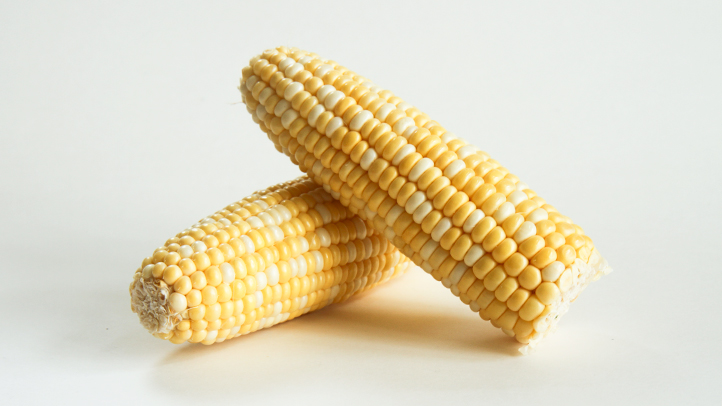 Whole corn 2-3 pieces item# vg032